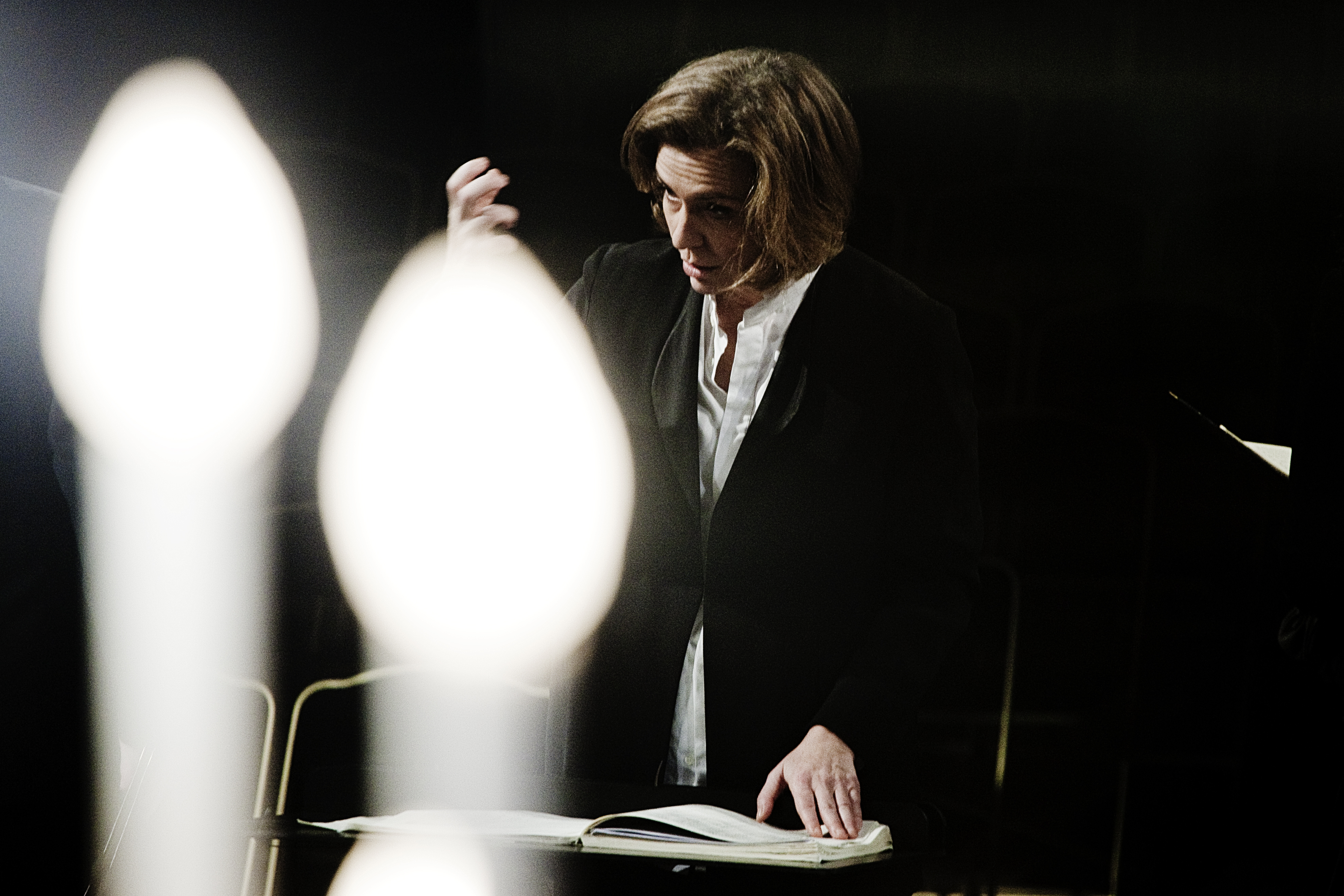 Laurence Equilbey debuts with the Barcelona Symphony Orchestra